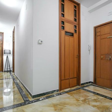 Starhost - Golden Apartments Salerno Esterno foto
