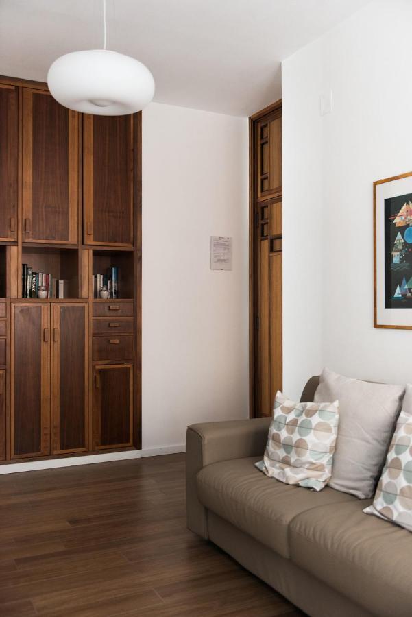 Starhost - Golden Apartments Salerno Esterno foto