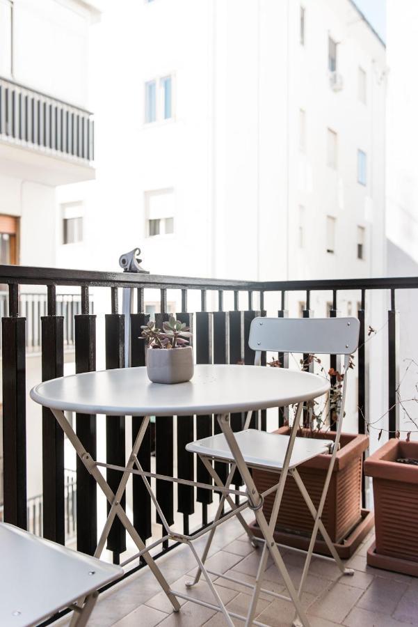 Starhost - Golden Apartments Salerno Esterno foto
